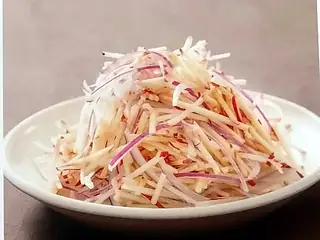 Onion & Apple Julienne